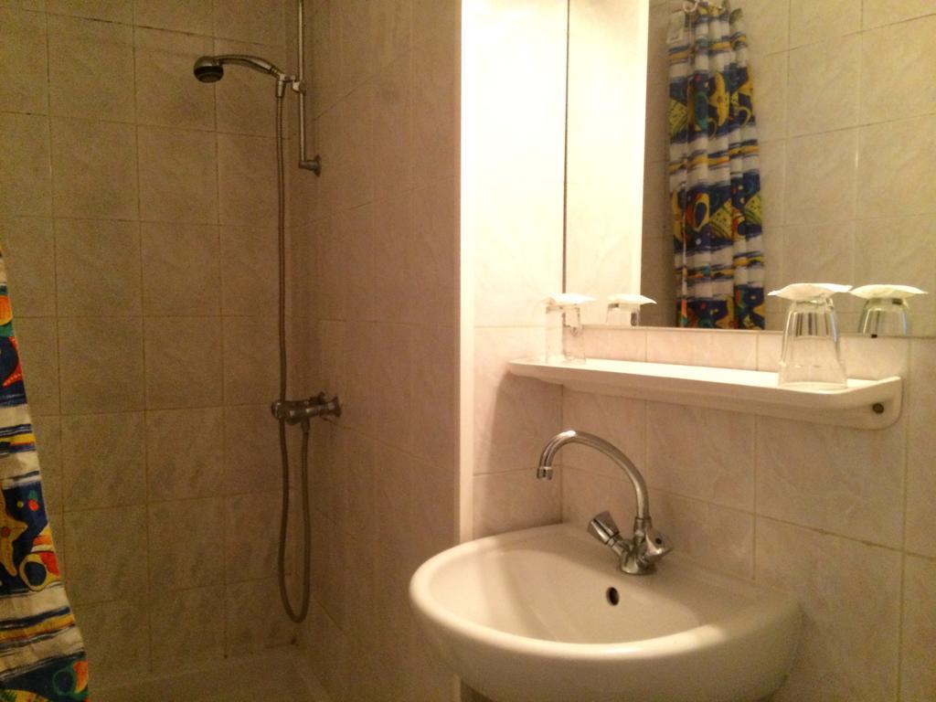 Hotel Stanislas Sans Ascenseur Paris Ngoại thất bức ảnh