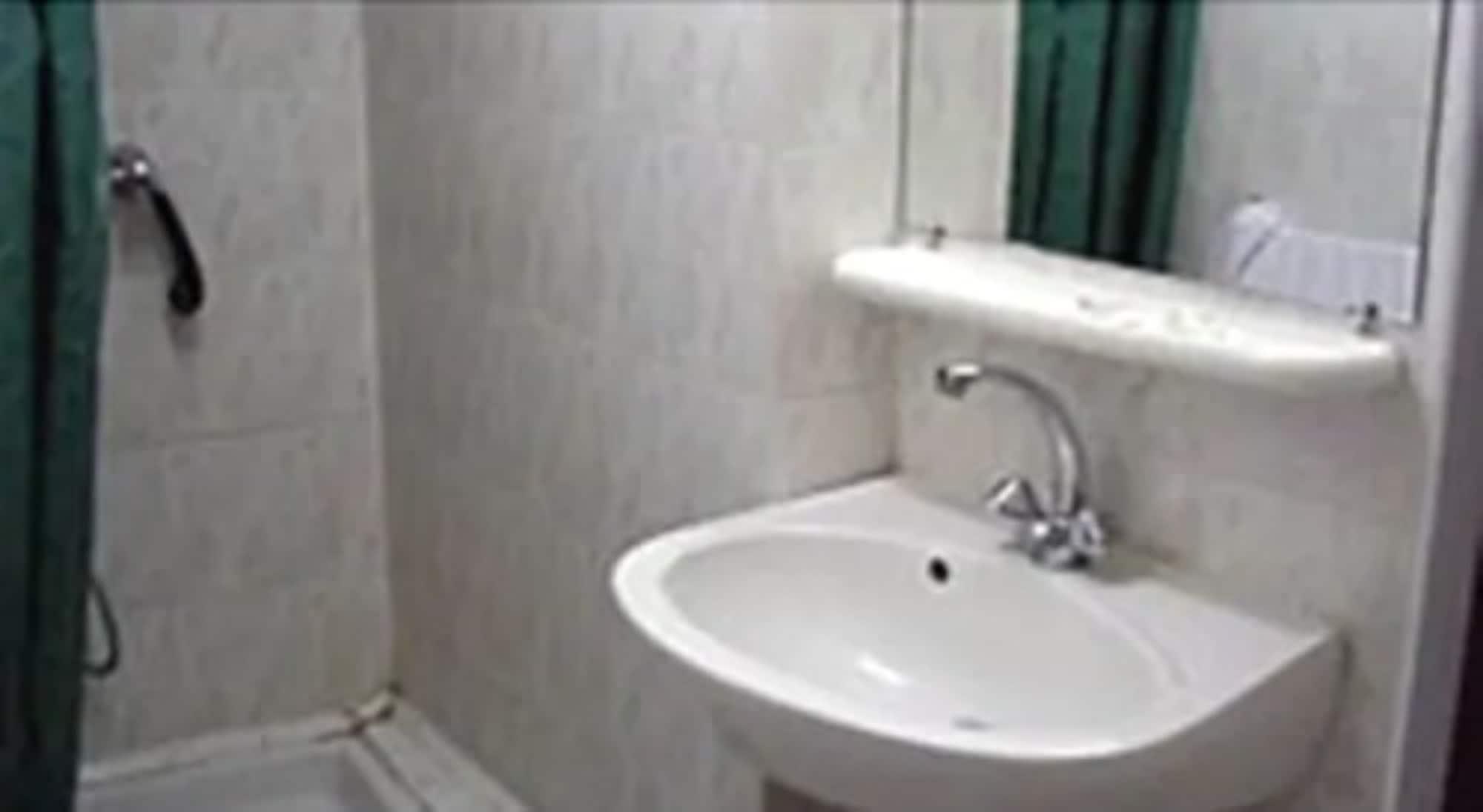 Hotel Stanislas Sans Ascenseur Paris Ngoại thất bức ảnh